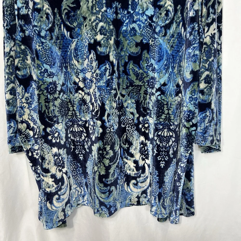 Catherines Women’s Plus Size 5X Velvet Blue Floral Print 3/4 Sleeve V Neck Tunic